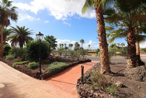 Apartamento en Amarilla Golf, residencial Pinehurst photo 0