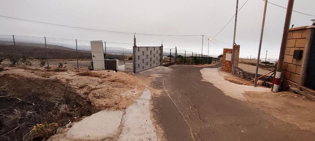 Pequeño terreno agrario en Chimiche, Granadilla. photo 0