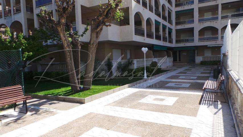 PISO CON TERRAZA EN LA PINEDA photo 0