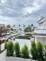 ADOSADO EN LA COSTA DE CAMBRILS photo 0