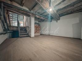 Alquiler de local comercial reformado en Reus photo 0