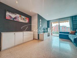 Piso exterior con balcón y galería en Tarragona photo 0