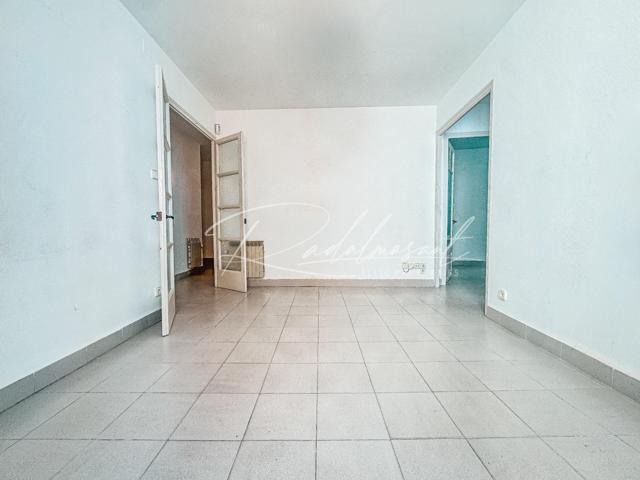 Piso con encanto en pleno centro de Reus photo 0