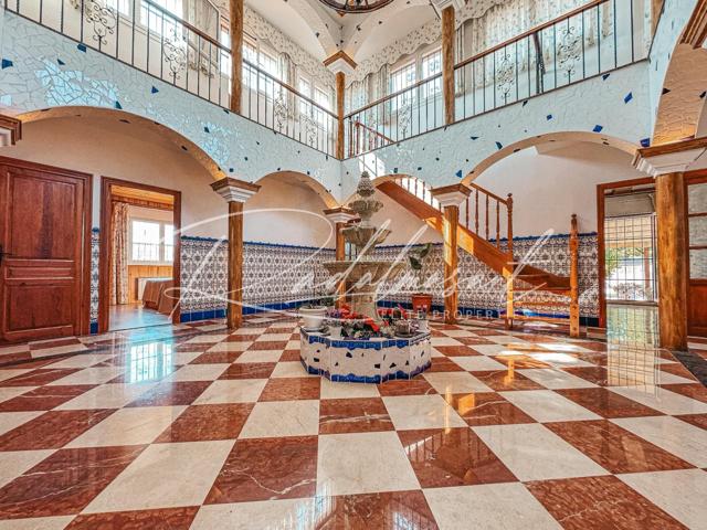 Espectacular casa con patio interior en Catllar photo 0