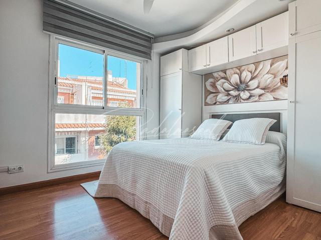 Piso luminoso con balcón y terraza en Reus photo 0