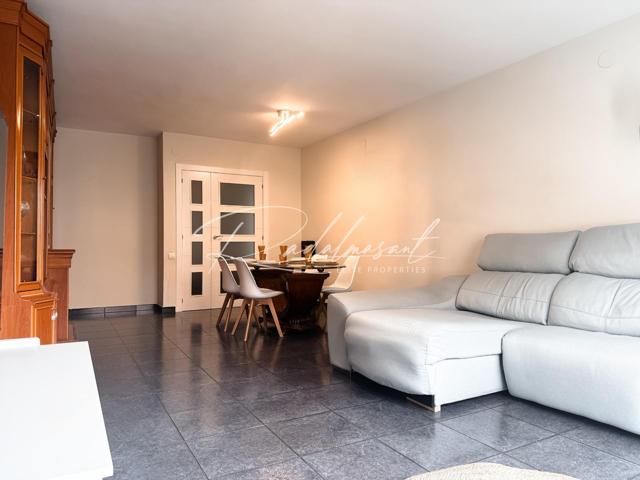Piso de 3 habitaciones con parking en Tarragona photo 0