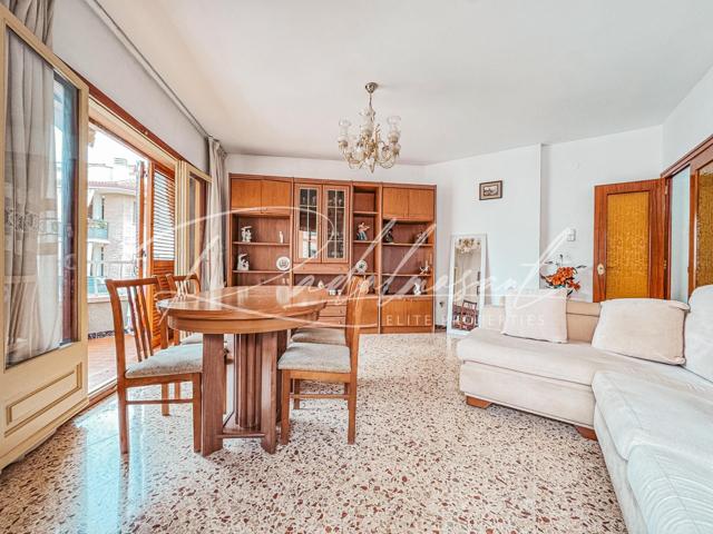 PISO LUMINOSO EN TERCERA PLANTA SIN ASCENSOR photo 0