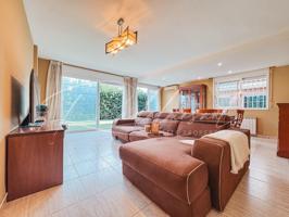 Adosado con jardín y garaje en Cambrils photo 0