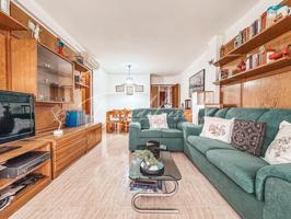 Piso de 4 habitaciones en Tarragona photo 0