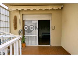 Piso en venta en Caputxins-Santa Clara-Hospital photo 0