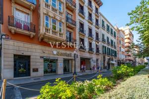 Edificio en Alquiler o Venta – Plaza Ruperto Chapí, Centro de Alicante photo 0
