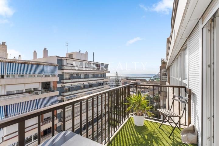  Ático En venta en Centro, Alicante photo 0