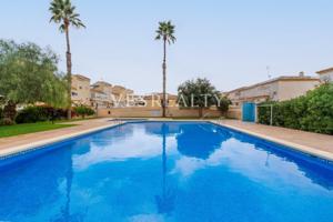 Casa De Campo En venta en Avda. Noruega, Gran Alacant photo 0