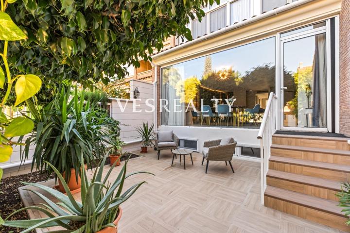 Exclusiva villa adosada de lujo en Playa San Juan photo 0