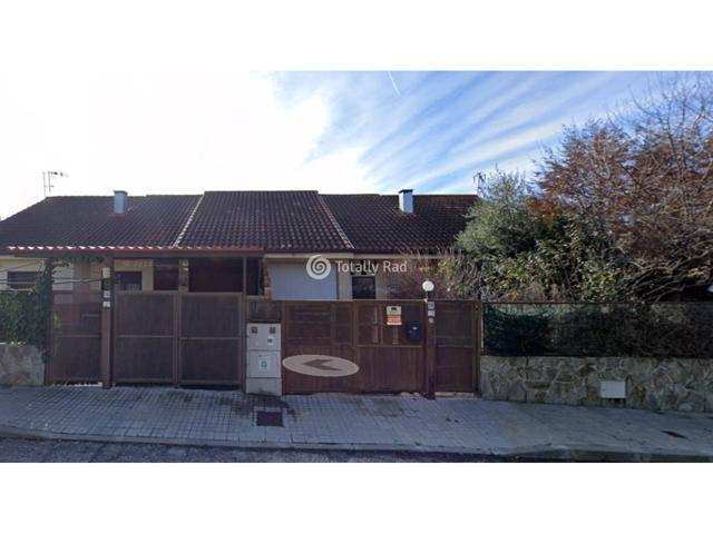 Chalet pareado en venta en Novés photo 0