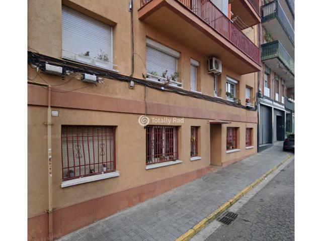 Piso en venta en Santa Perpètua de Mogoda photo 0