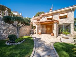 Villa En venta en Chiva photo 0