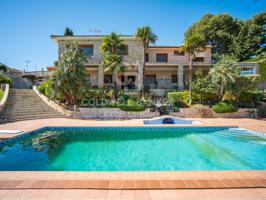 Villa En venta en Chiva photo 0