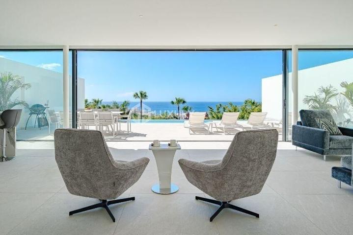 Lujosa villa con piscina infinita y vistas a La Gomera. photo 0