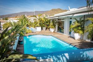 Maravillosa villa en Costa Adeje photo 0