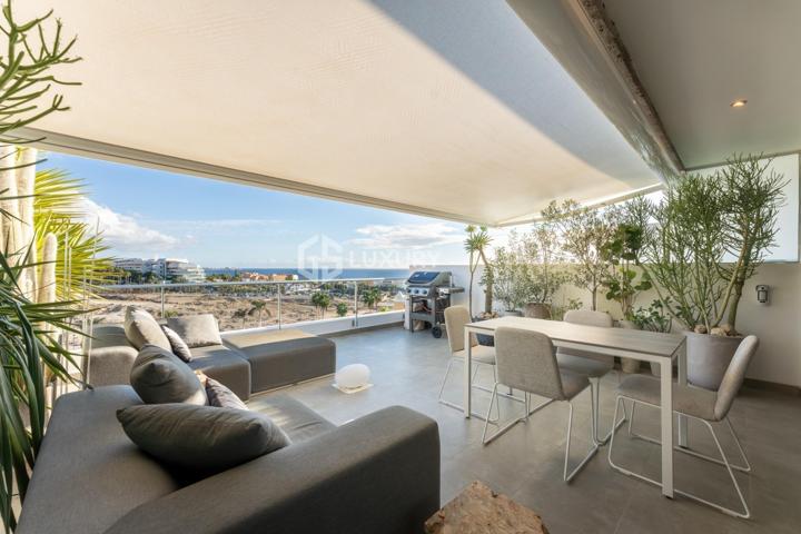 Exclusivo Ático Dúplex en La Caleta, Adeje – Espacio, Lujo y Vistas Espectaculares photo 0