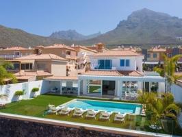 Moderna villa de lujo en Madroñal photo 0