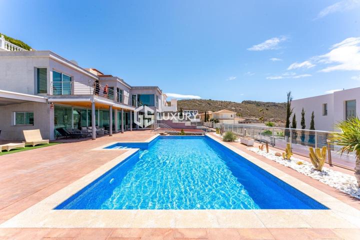 Exclusiva Villa de Lujo con Vistas Panorámicas en Roque del Conde – Costa Adeje photo 0