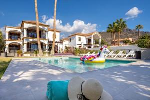 Villa de Lujo en Adeje photo 0
