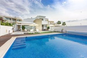 Villa White Whale en La Caleta photo 0