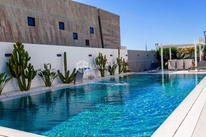 Villa contemporánea de lujo en Playa Paraíso photo 0