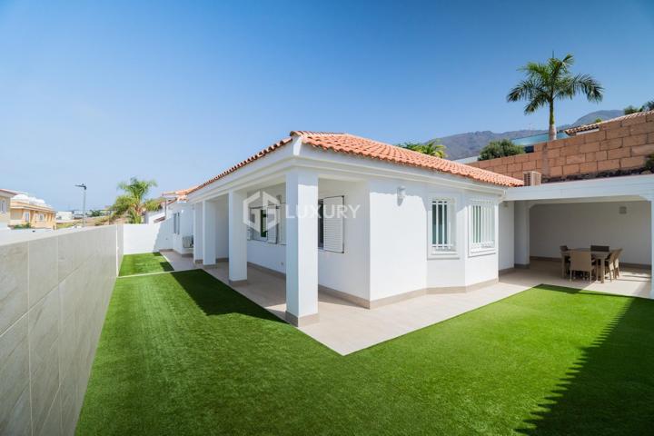 Casa independiente con encanto y potencial en Los Olivos – Adeje photo 0