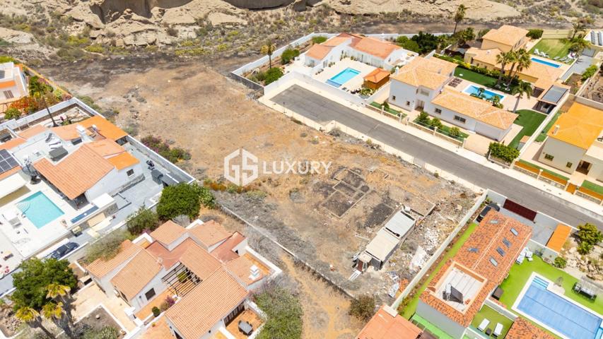 Parcela urbana en Amarilla Golf - 922 m² photo 0