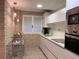 ¡Fantástico piso en venta en Castro Urdiales, Brazomar! photo 0
