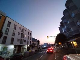 MUY PRÓXIMA VENTA PISO PERILLO. 140 M2. SIN ASCENSOR. A REFORMAR.MUY CÉNTRICO.TODOS LOS SERVICIOS. A 3 MINUTOS DE LA PLA photo 0