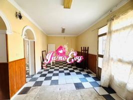 LOCAL COMERCIAL ADAPTABLE A VIVIENDA photo 0