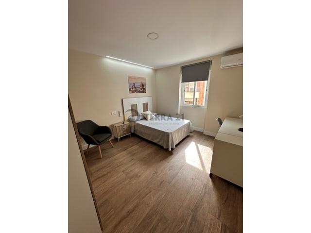 Piso En alquiler en Jaén photo 0
