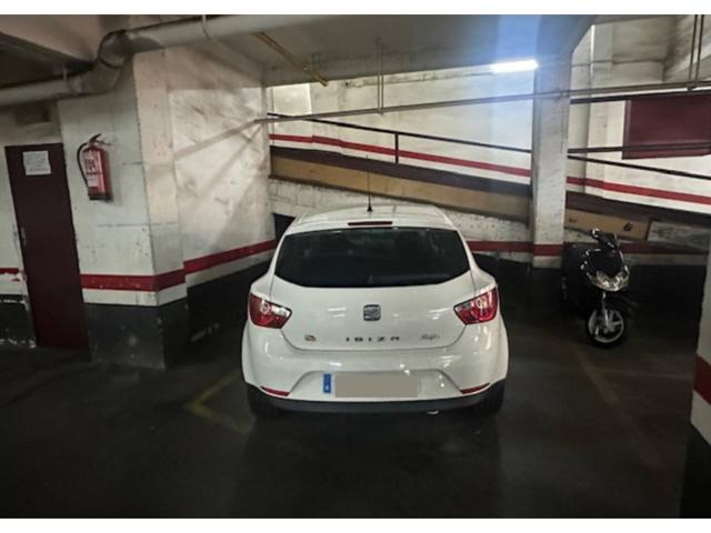 Garaje en venta photo 0