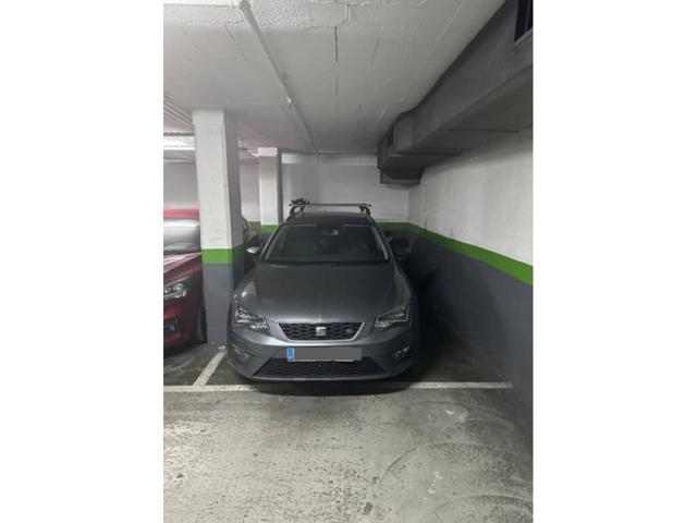 Garaje en venta en Meridiana photo 0