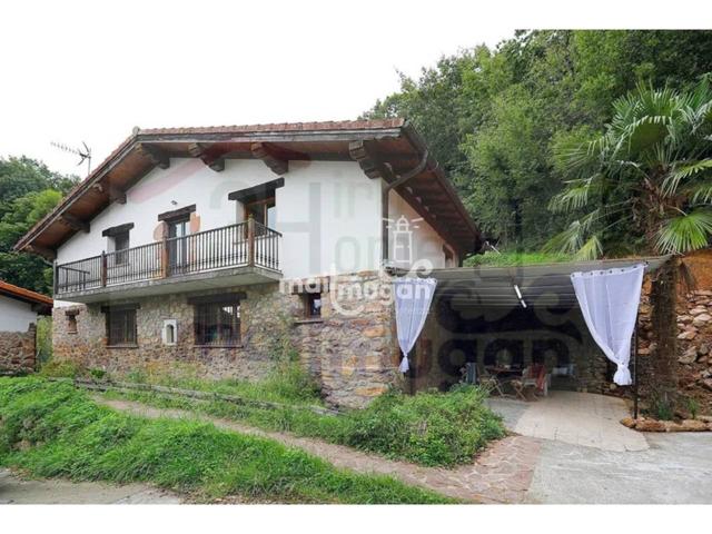Casa en venta en Oiartzun photo 0