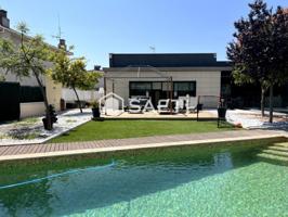 Villa de Lujo Contemporánea con Piscina y Vistas al Mar photo 0