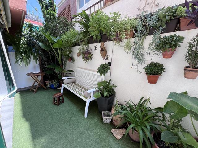 Piso en venta en Barcelona de 60 m2 photo 0