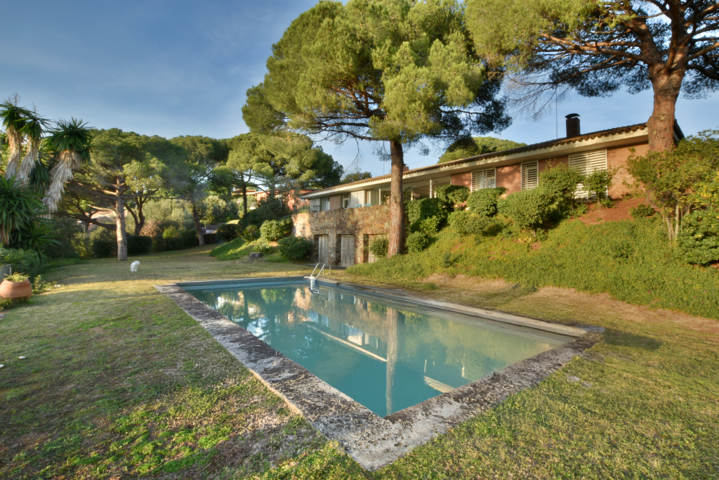 Casa-Chalet en Venta en Sant Andreu De Llavaneres Barcelona photo 0