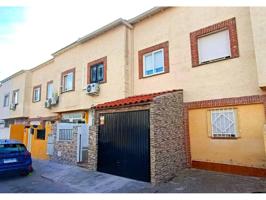 Se vende chalé adosado en magán photo 0