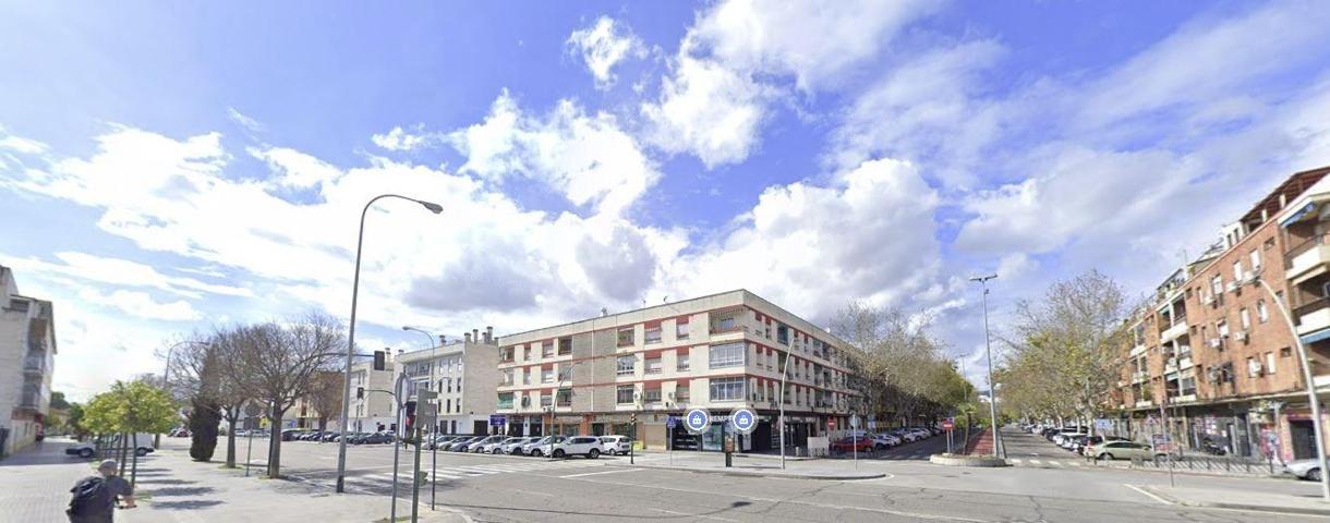 LOCAL COMERCIAL EN ZONA DE EL CAIRO photo 0