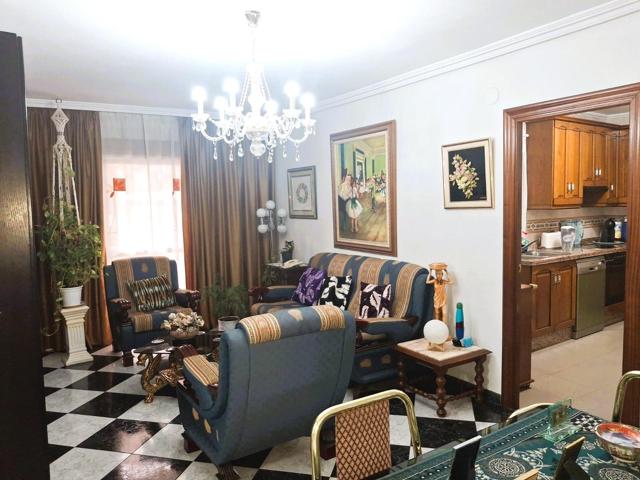 PISO EN VENTA EN AVENIDA CARLOS III photo 0