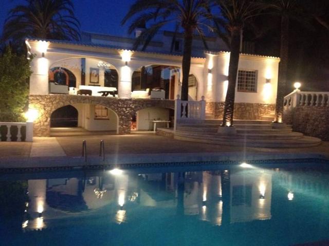 Chalet en venta en Arenal-Bahía de Jávea(03738) photo 0