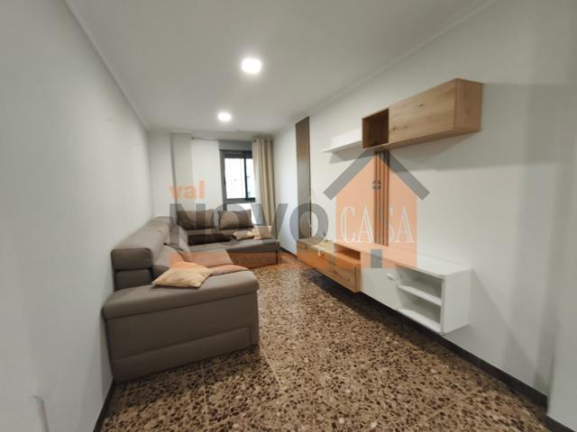 Piso En alquiler en Silla photo 0