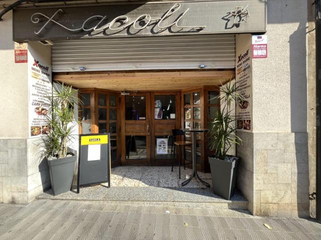 Local En venta en Figueres photo 0