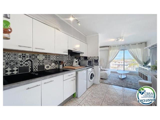 Piso En venta en Empuriabrava photo 0