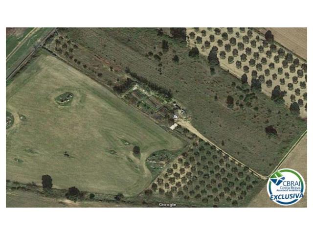 Terreno Urbanizable En venta en Palau-Saverdera photo 0